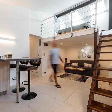Apartment Superbe En Plein Centre Du Vieil *